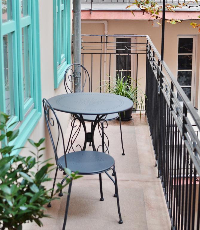 Chestnut & Eliza Suites Budapest Værelse billede
