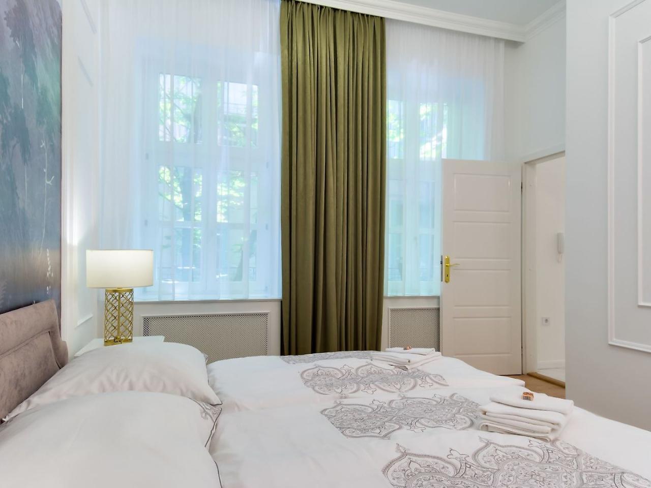 Chestnut & Eliza Suites Budapest Eksteriør billede