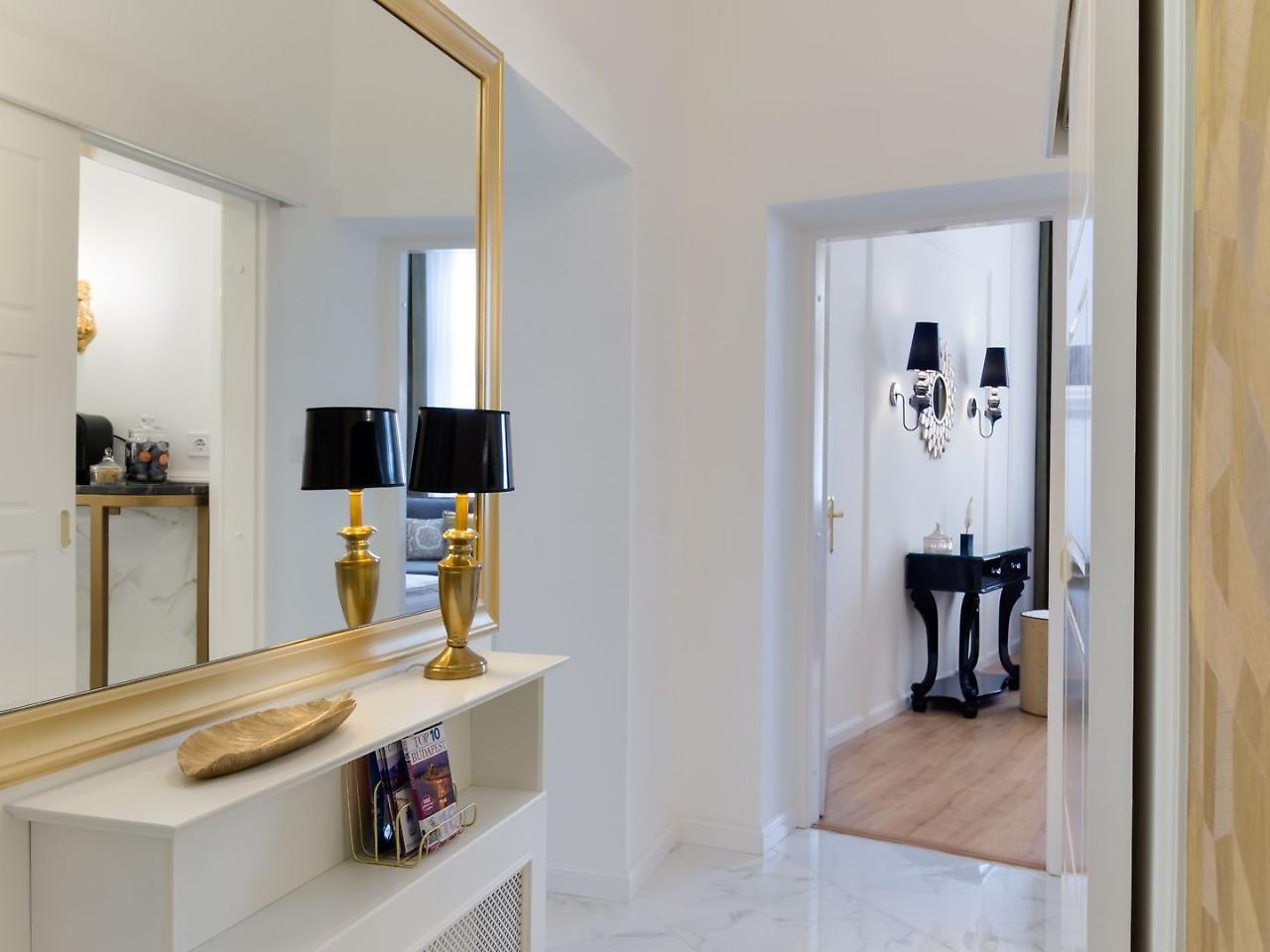 Chestnut & Eliza Suites Budapest Eksteriør billede