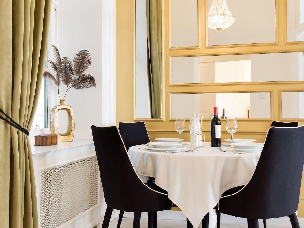 Chestnut & Eliza Suites Budapest Eksteriør billede